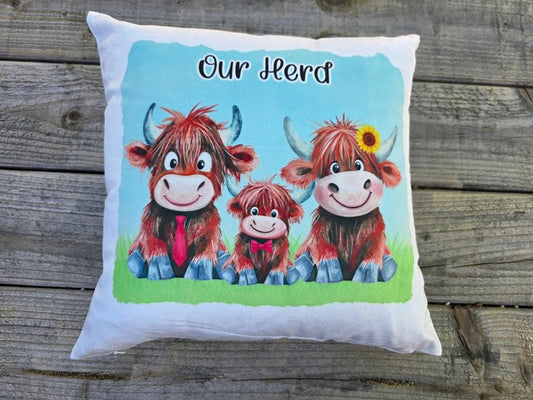 Highland Cow Family Cushion – 'Our Herd' Pillow with Cute Cartoon Cows – Farmhouse Decor, Animal Lover Gift, Rustic Country Style