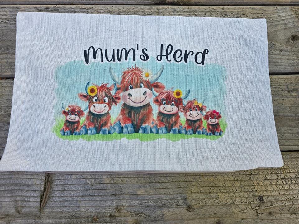 Highland Cow Family Cushion – 'Our Herd' Pillow with Cute Cartoon Cows – Farmhouse Decor, Animal Lover Gift, Rustic Country Style